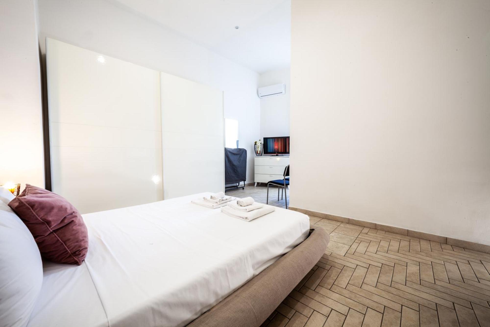 Mh Suites Rooms Apartments Bacoli Rum bild