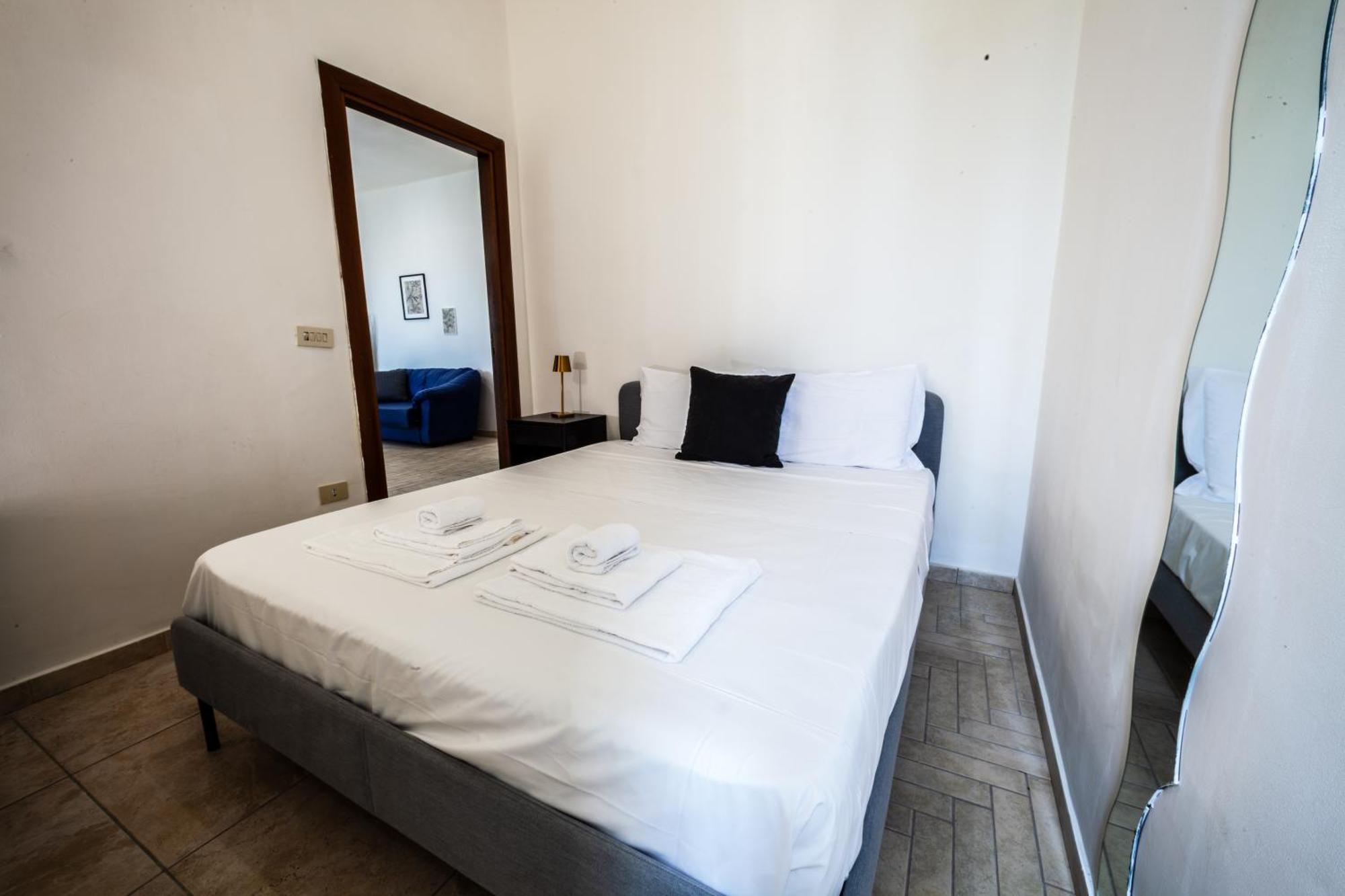 Mh Suites Rooms Apartments Bacoli Rum bild