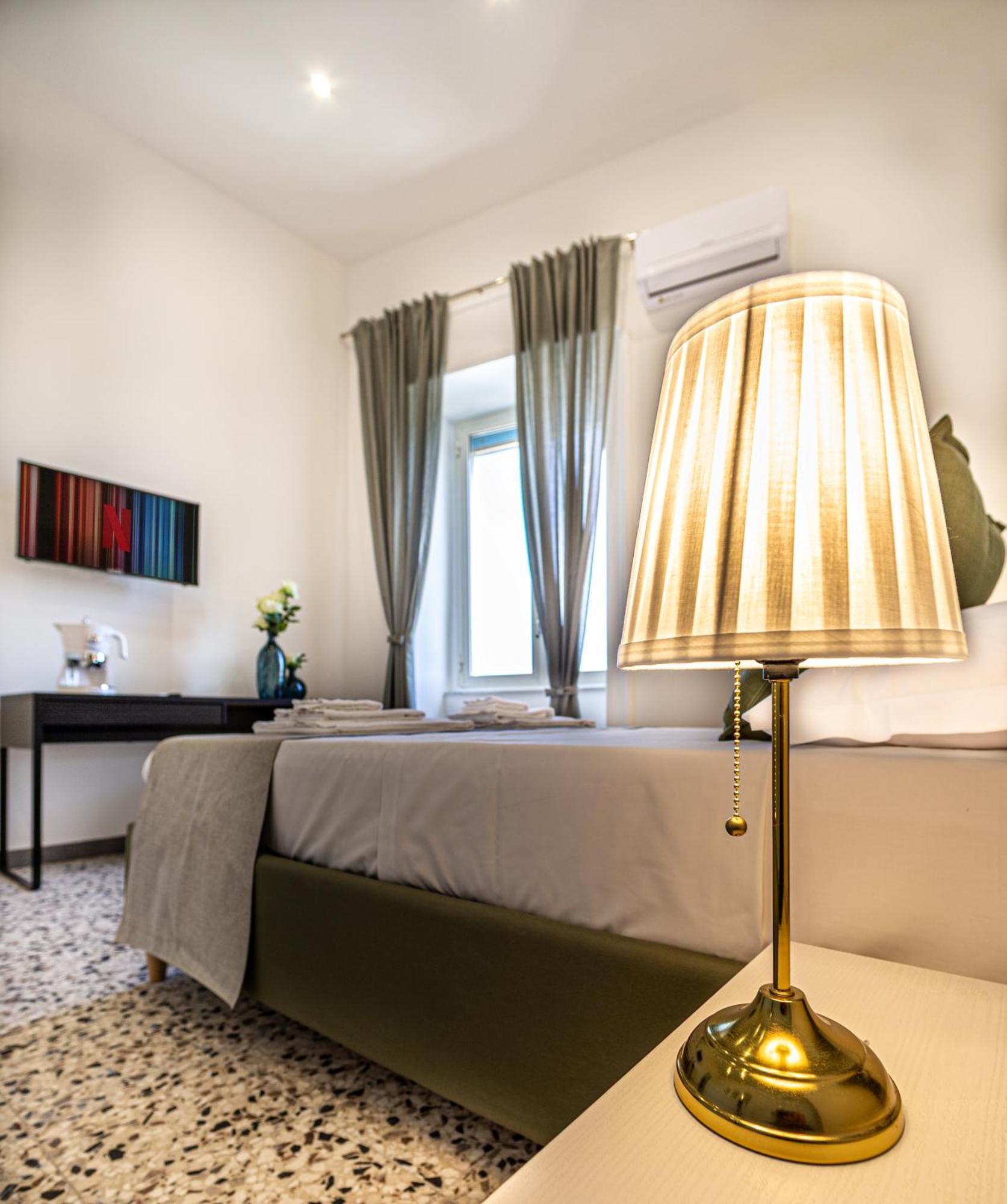 Mh Suites Rooms Apartments Bacoli Exteriör bild